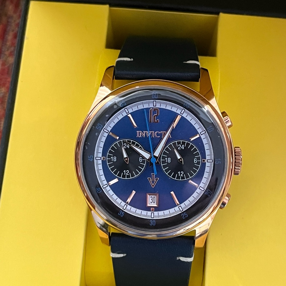 Invicta NOS Mens Watch. - Picture 2 of 7